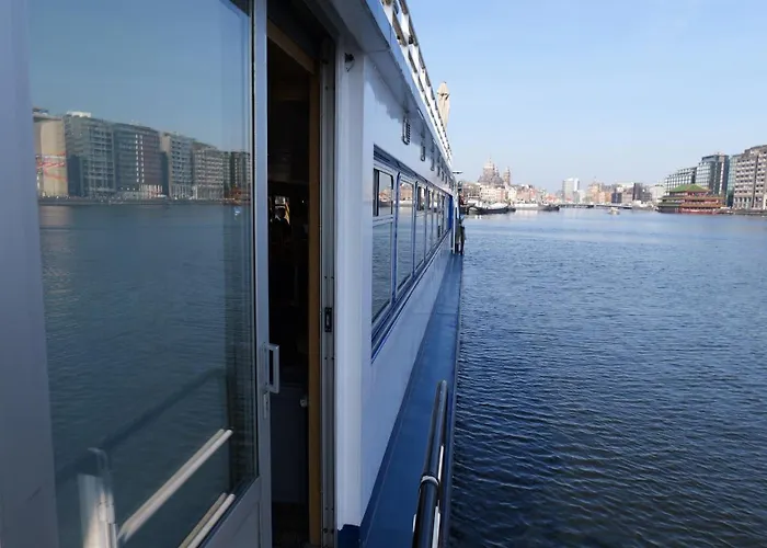 Botel Clair D'Etoile