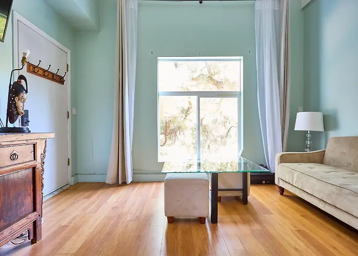Malibu Home In Enchanting Hills 5 Min From The Beach