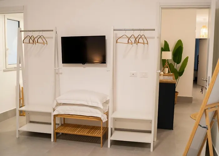 Argyros Rooms