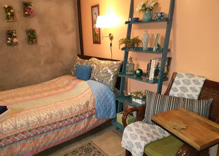 Cozy Studio At The Heart Of Jackson Heights