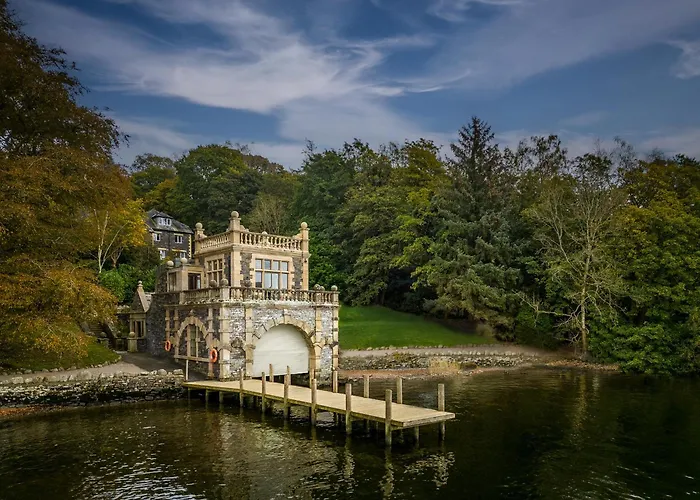 5 star hotels Langdale Chase