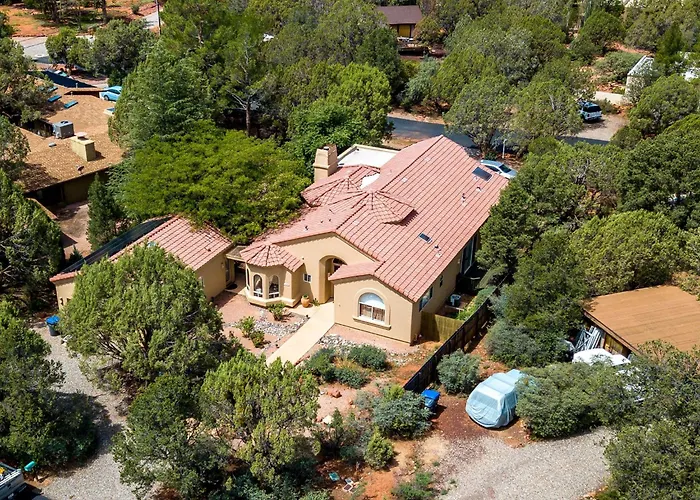 Sedona Wellness Casita With Hot Tub, Outdoor Sauna & Private Courtyard