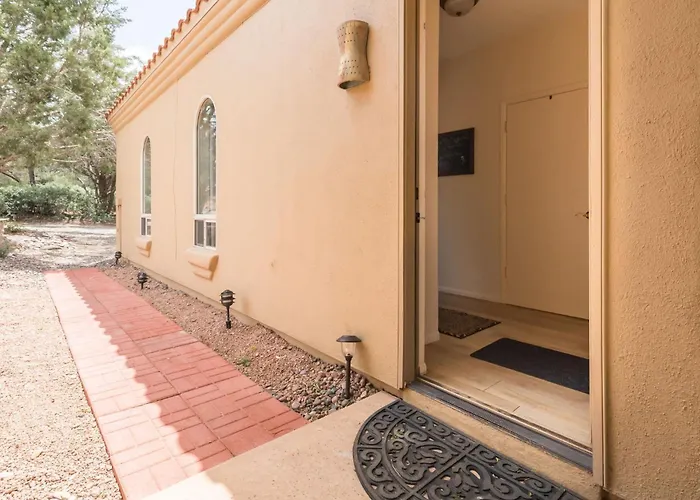 Sedona Wellness Casita With Hot Tub, Outdoor Sauna & Private Courtyard