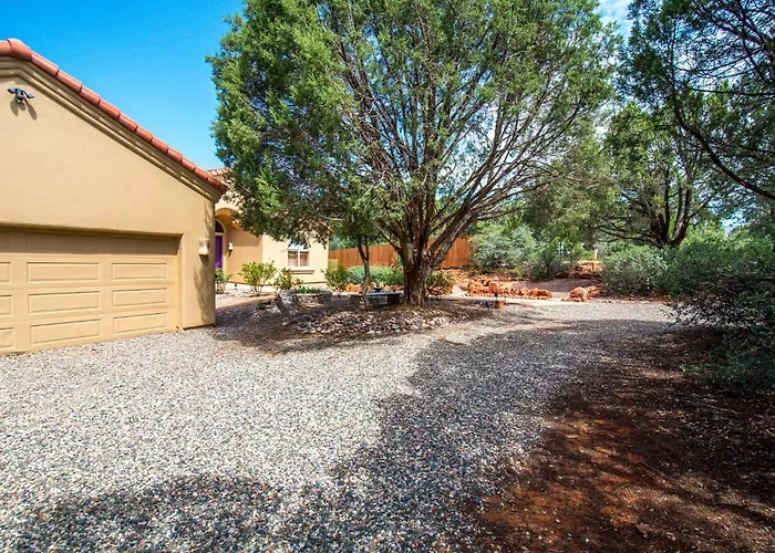 Sedona Wellness Casita With Hot Tub, Outdoor Sauna & Private Courtyard