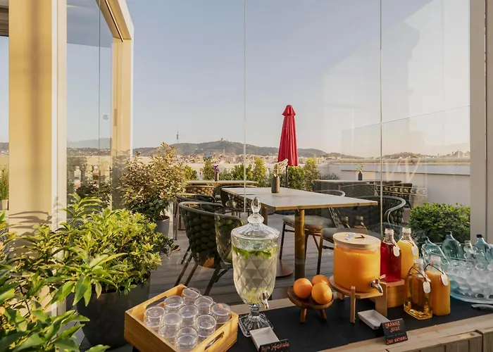 Self catering: Vincci Mae