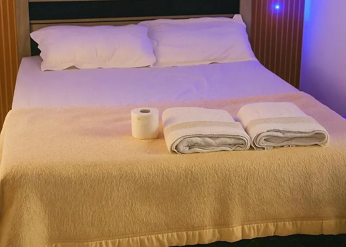 Quarto amplo no Portão