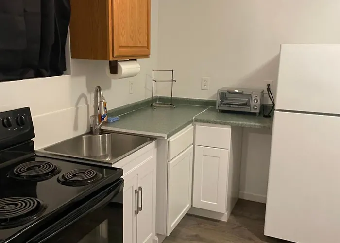 Taylor 1 Bedroom Suite Full Kitchen Private Gated Yard Arts Roosevelt Row Convention Center Stadiums Asu Airport Downtown Phoenix
