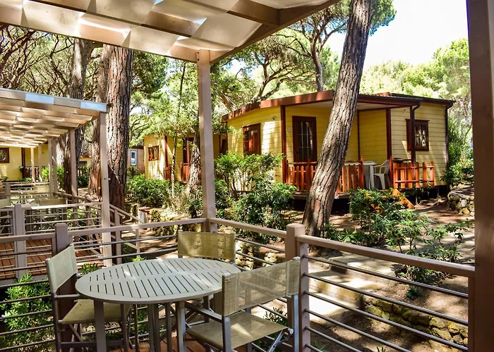 Le Esperidi Camping Ecoresort