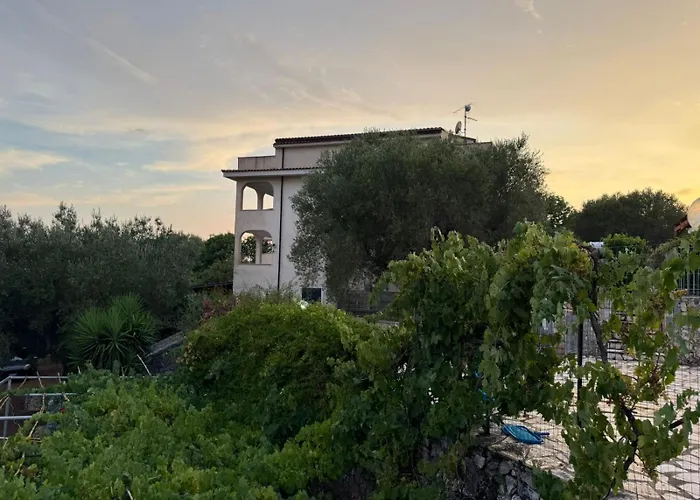 Hotel con piscina: Seamoon Residence