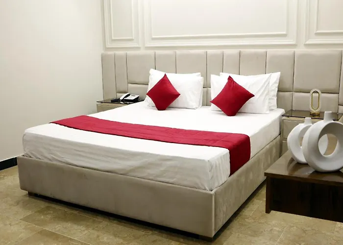 Holiday One Hotel & Suites - Expo Center