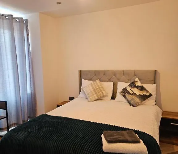Reading Guest House