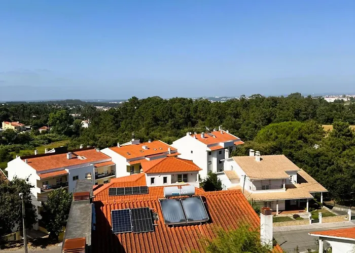 Delux Leiria Side