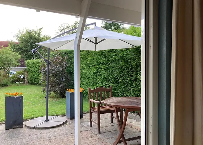 4 Pers - Modern Holiday Home With Garden, Close The Lauwersmeer