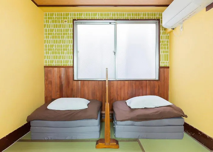 Shinagawa-Shuku Guest House & Tours