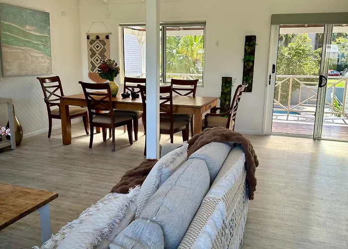 One Bedroom With Shared Bathroom And Kitchen