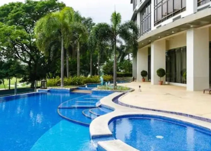 Executive Suites Bellagio Golf View Residences