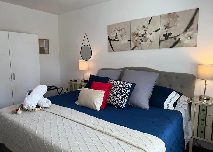 Cozy Private Bedrooms Kitchen Wifi