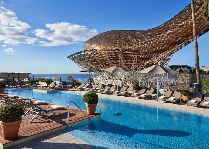 Hotel sulla spiaggia: Hotel Arts Barcelona