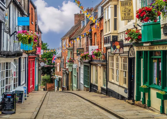 Central hotel: The White Hart Hotel Lincoln