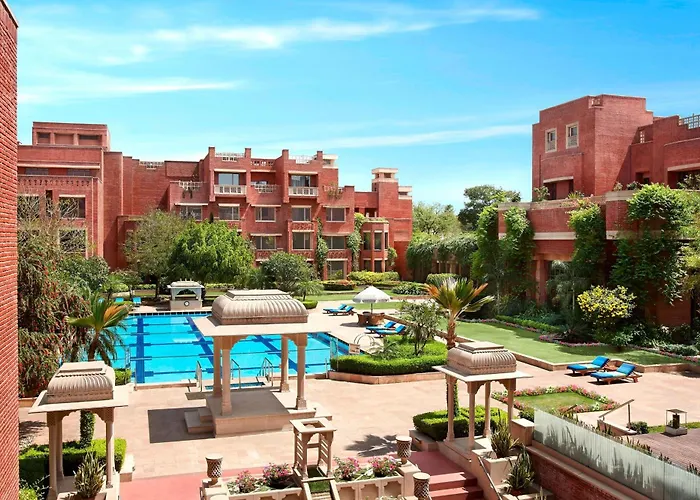 Pet Friendly hotel: Itc Rajputana, A Luxury Collection Hotel, Jaipur
