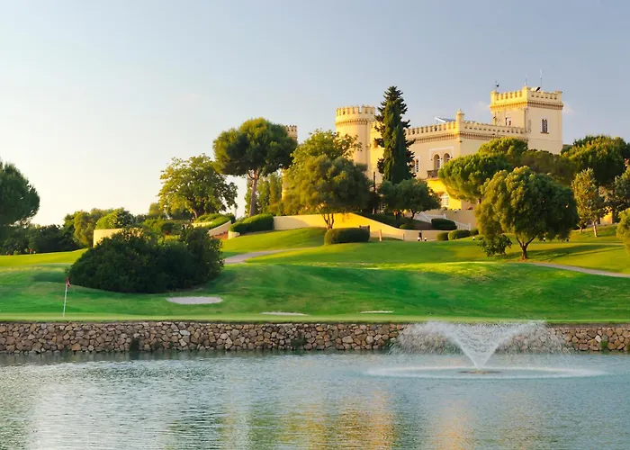 Hotel met zwembad: Barcelo Montecastillo Golf