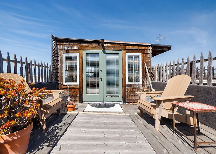 Resort: San Remo Hotel