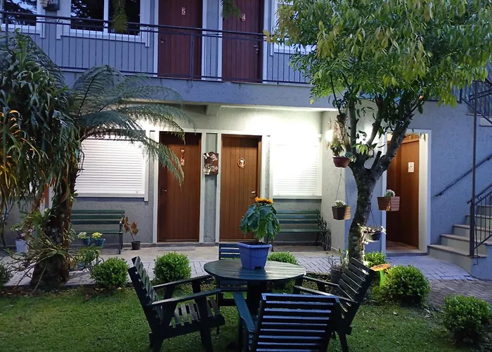 Pousada Caminho das Rosas-temporada ou diária em Gramado-