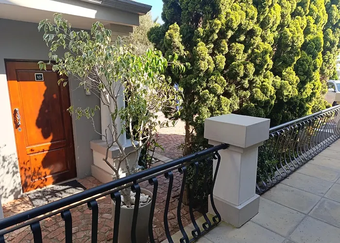 Pet Friendly hotel: Villa Tuscana