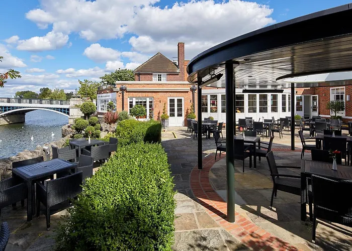 Hotel: Sir Christopher Wren Hotel