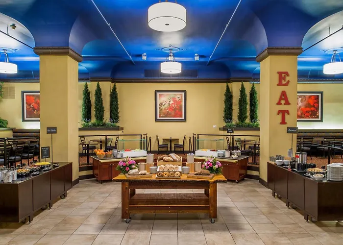 Airport Hotel: Embassy Suites By Hilton Portland Downtown