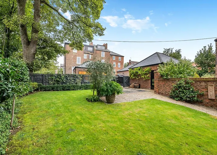 Vacation rental: The Lodge