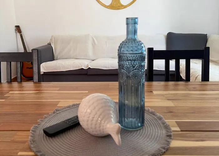 Surf And Stay House