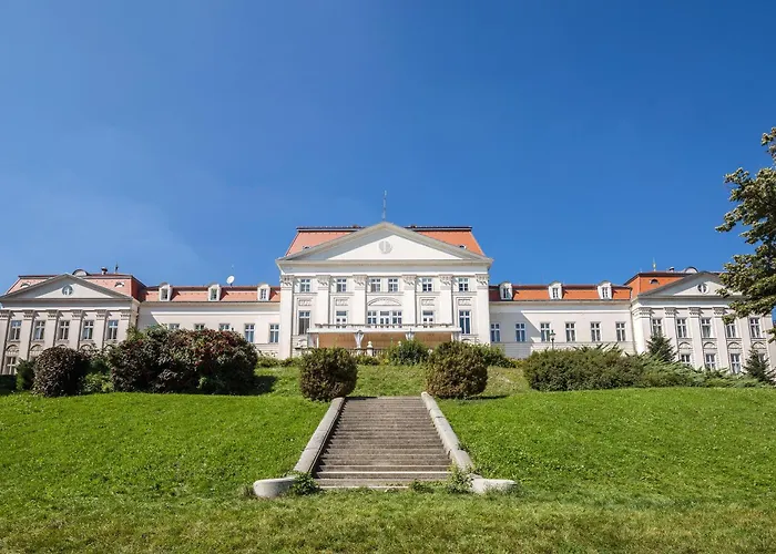 Boutique hotel only: Austria Trend Hotel Schloss Wilhelminenberg Wien