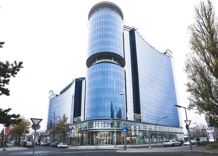 4 star hotel: Garner Hotel Berlin - Spandau By Ihg