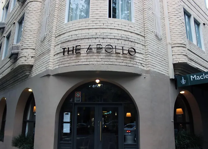 Central hotel: Devere Hotel