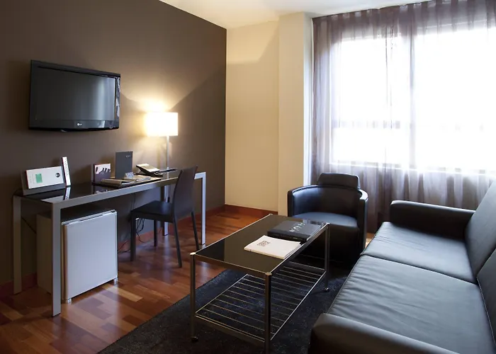 Hotels Close to Airport Ac Avenida De America By Marriott