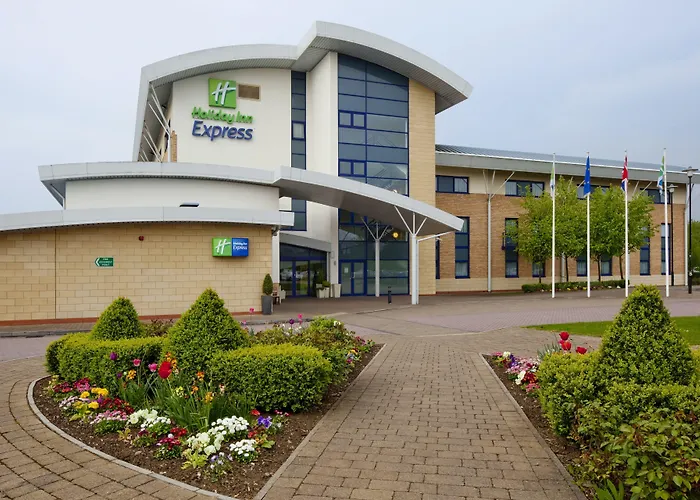 Holiday Inn Express Northampton - South By Ihg