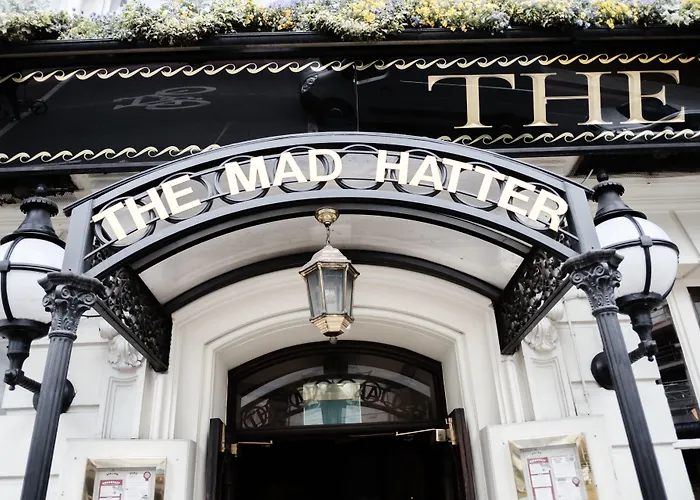 Familiehotel: The Mad Hatter Hotel
