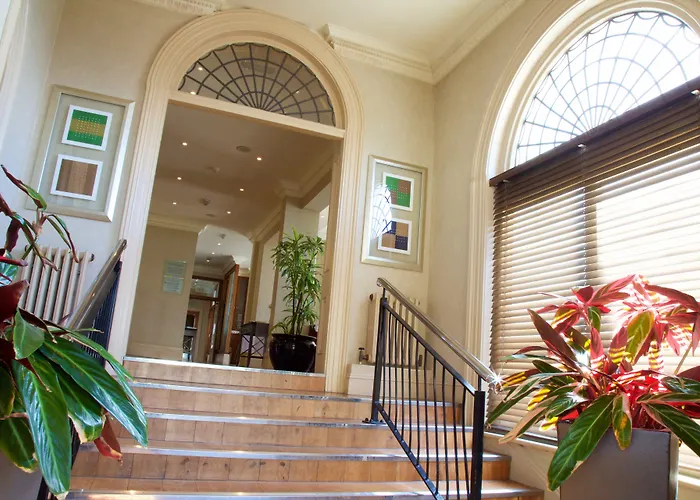 Golf hotel: Bournemouth East Cliff By Belvilla