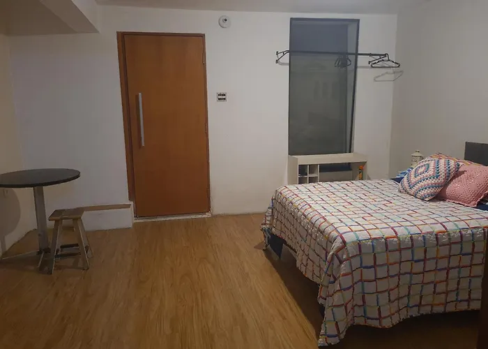 Quarto aconchegante no Jardim Faculdade