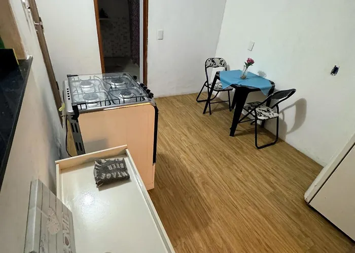 Quarto aconchegante no Jardim Faculdade