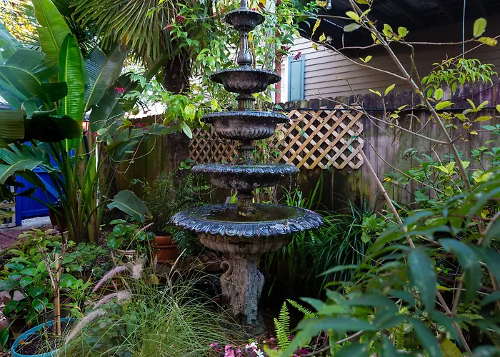 The Blue60 Marigny Inn