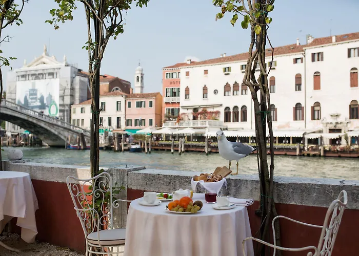 Resort: Ca' Nigra Lagoon Resort (Adults Only)