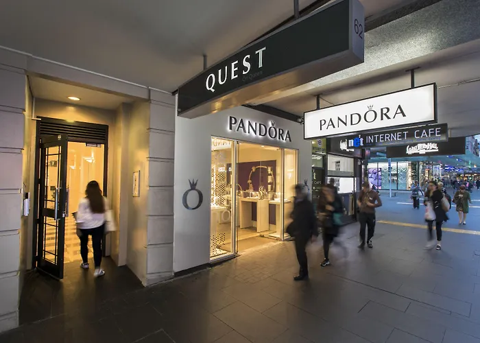 Apart hotel: Quest On Queen Serviced Apartments