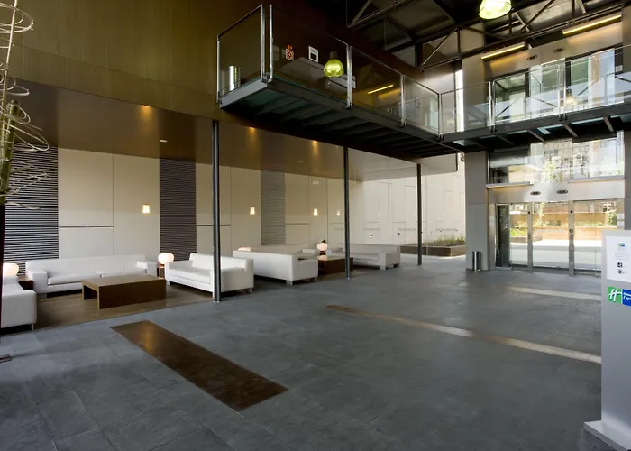 Hotel de 3 estrellas: Holiday Inn Express Barcelona City 22@ By Ihg