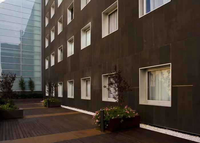 Hotel de 3 estrellas: Holiday Inn Express Barcelona City 22@ By Ihg