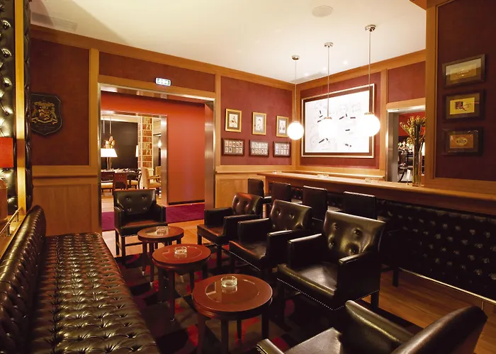 Hotel boutique Apenas: Hotel Casino Chaves