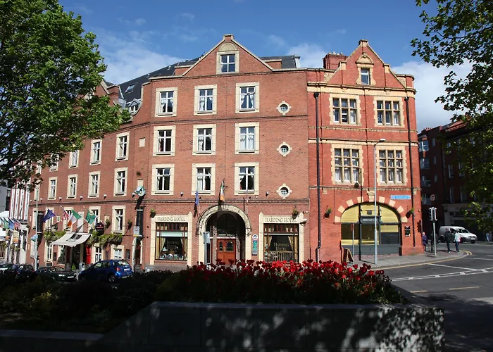Hotel near College: Harding Hotel