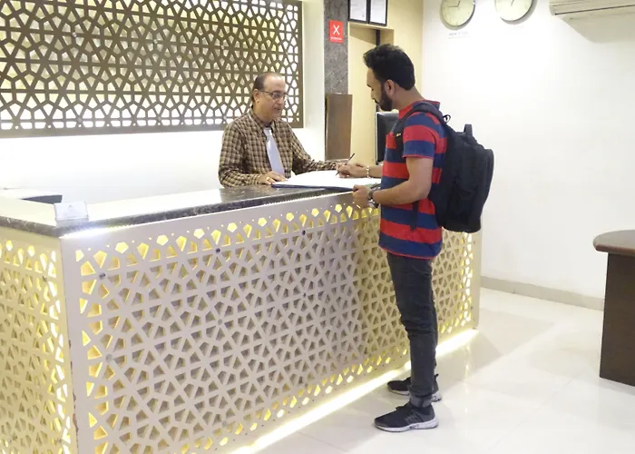 Hotel Sunshine Airport