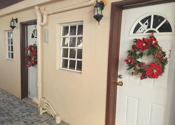 Sunset Gardens Guesthouse